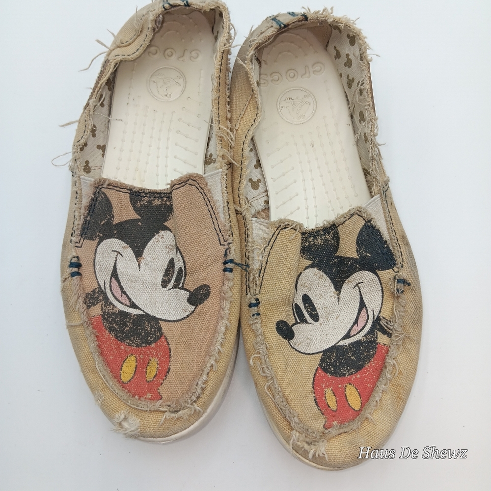 CROCS Mickey Mouse disney Canvas Slip On size 9